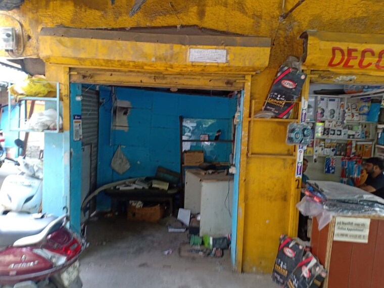 Exterior View, mayur vihar Commercial Shop 100 Sq.Ft. In Mayur Vihar Delhi 10235452