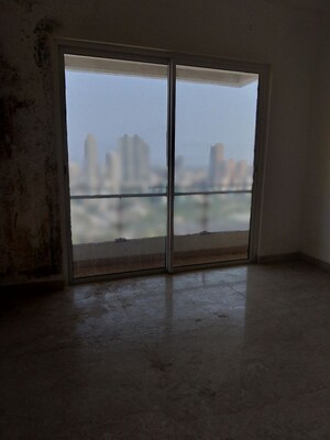 Room in 3 BHK Apartment at Indiabulls Sky Forest, Lower Parel – for Rent