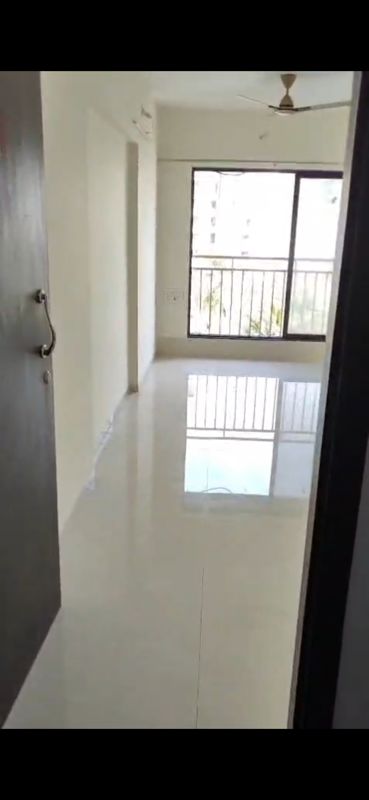 1 BHK 413 Sq.Ft. Apartment in Oxford Navrang Crystal