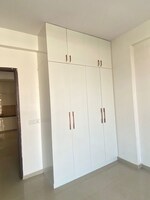 2 BHK 1295 Sq.Ft. Apartment in Omaxe R2