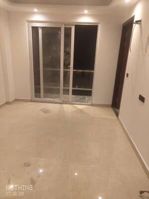 Room in 1.5 BHK Builder Floor at Chattarpur – for Rent