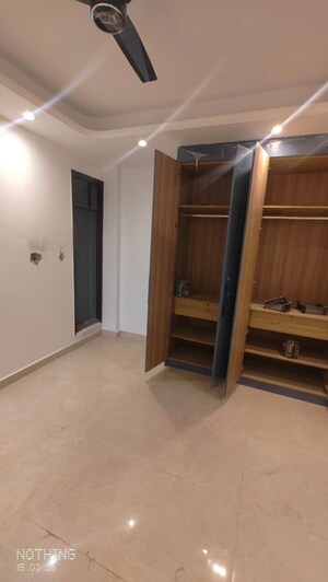 Room in 1.5 BHK Builder Floor at Chattarpur – for Rent