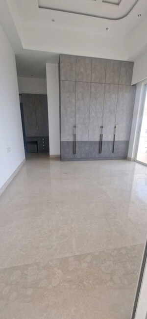 3 BHK Apartment For Rent in Indiabulls Sky Forest, Lower Parel