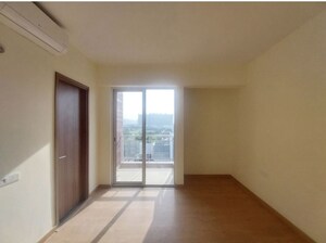 4 BHK Apartment For Rent in Godrej Golf Link Villas, Sector 27 Yamuna Expressway