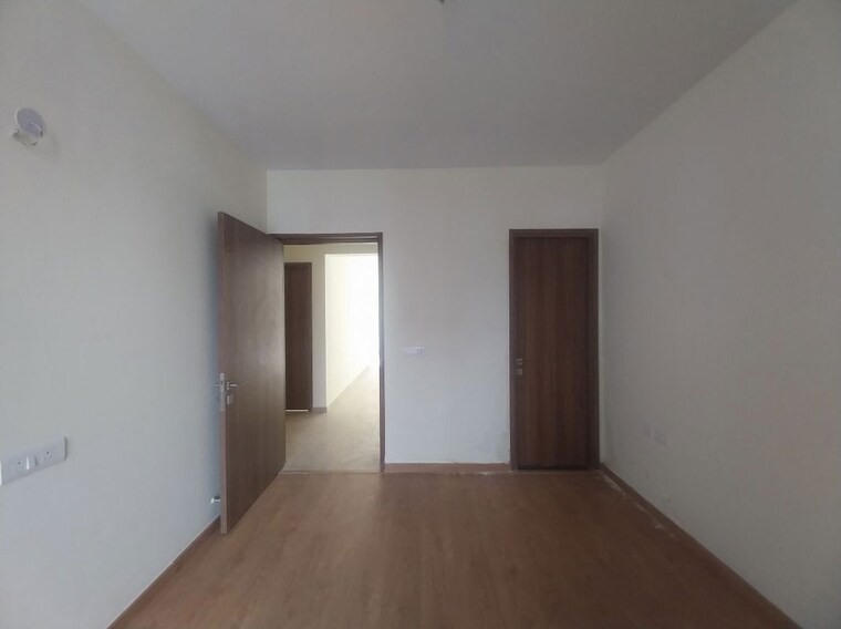 Room, godrej-golf-link-villas 4 Bedroom 1356 Sq.Ft. Apartment In Sector 27 Yamuna Expressway Greater Noida 10235512
