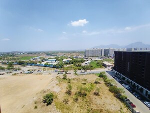 Plot Area in 2 BHK Apartment at Lodha Palava Downtown Dombivli East, Dombivli East – for Sale