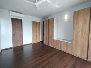 Room in 3 BHK Apartment at Krisumi Waterfall Residences, Sector 36a – for Rent