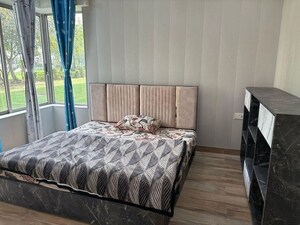 Bedroom in 3 BHK Apartment at Parsvnath Exotica, Sector 53 – for Rent