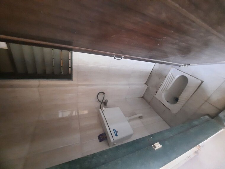 Bathroom, thane west 1 RK 245 Sq.Ft. Apartment In Thane West Thane 10235563