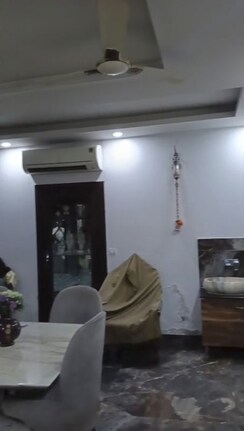 3 BHK + Study Room Builder Floor For Rent in RPS Palm Drive