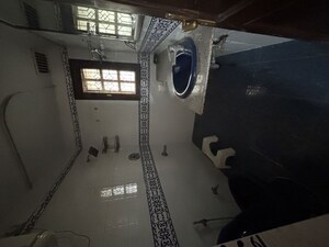 Team Area in 2 BHK Builder Floor at Saket – for Rent