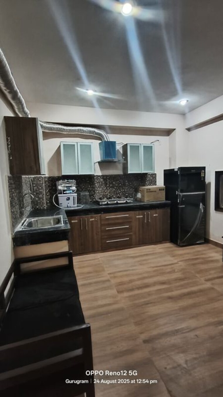 Kitchen, sas-tower 1.5 Bedroom 420 Sq.Ft. Builder Floor In Sector 38 Gurgaon 10235609