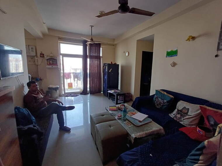 Living Room, panchsheel-greens-ii 2 Bedroom 915 Sq.Ft. Apartment In Sector 16 Greater Noida Greater Noida 10235605