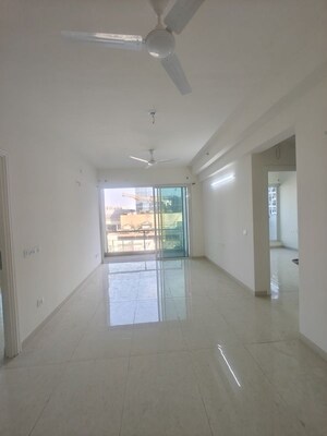 2.5 BHK Apartment For Rent in Seawoods Sector 40