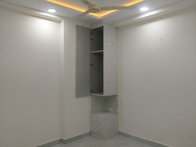 Room, sarfabad village 2 Bedroom 950 Sq.Ft. Builder Floor In Sarfabad Village Noida 10235628