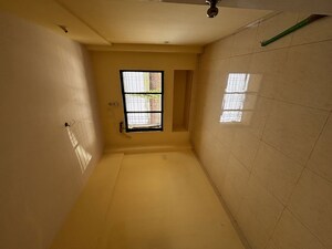 Room in 2 BHK Apartment at Pimpri Pada – for Rent