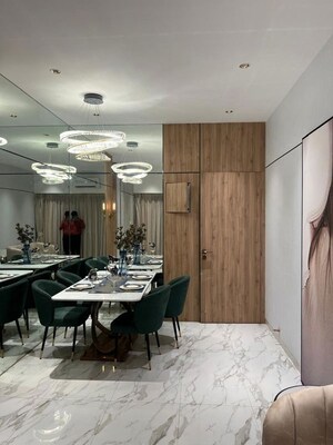 Team Area in 2 BHK Builder Floor at Options The Crest, Dadar West – for Sale