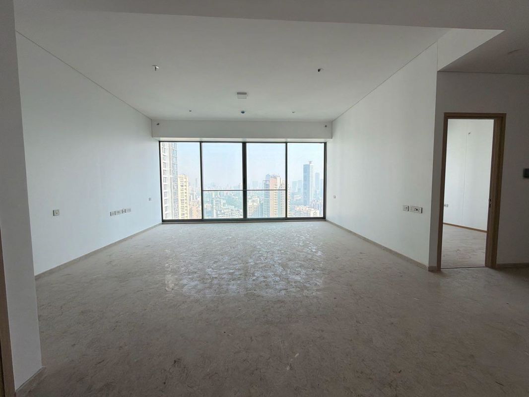 4 BHK + Pooja Room Apartment For Rent in Rustomjee Crown