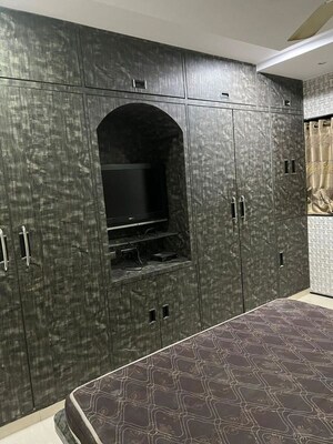 Bedroom in 2 BHK Apartment at Atur Park Shiv Parvati CHS, Chembur – for Sale