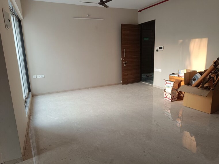 Room, mangal-karini 2.5 Bedroom 825 Sq.Ft. Apartment In Goregaon West Mumbai 10235718