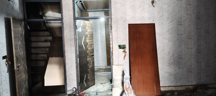 Bathroom, balaji-enclave 4 Bedroom 66 Sq.Yd. Independent House In Govindpuram Ghaziabad 10235727