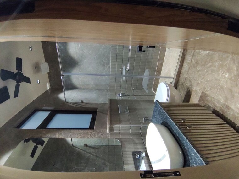 Bathroom, lajpat nagar i 2 Bedroom 100 Sq.Yd. Builder Floor In Lajpat Nagar I Delhi 10235737