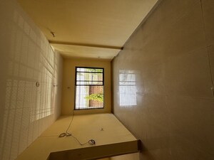 2 BHK Apartment For Rent in Bhanushanti Apartment, Goregaon East