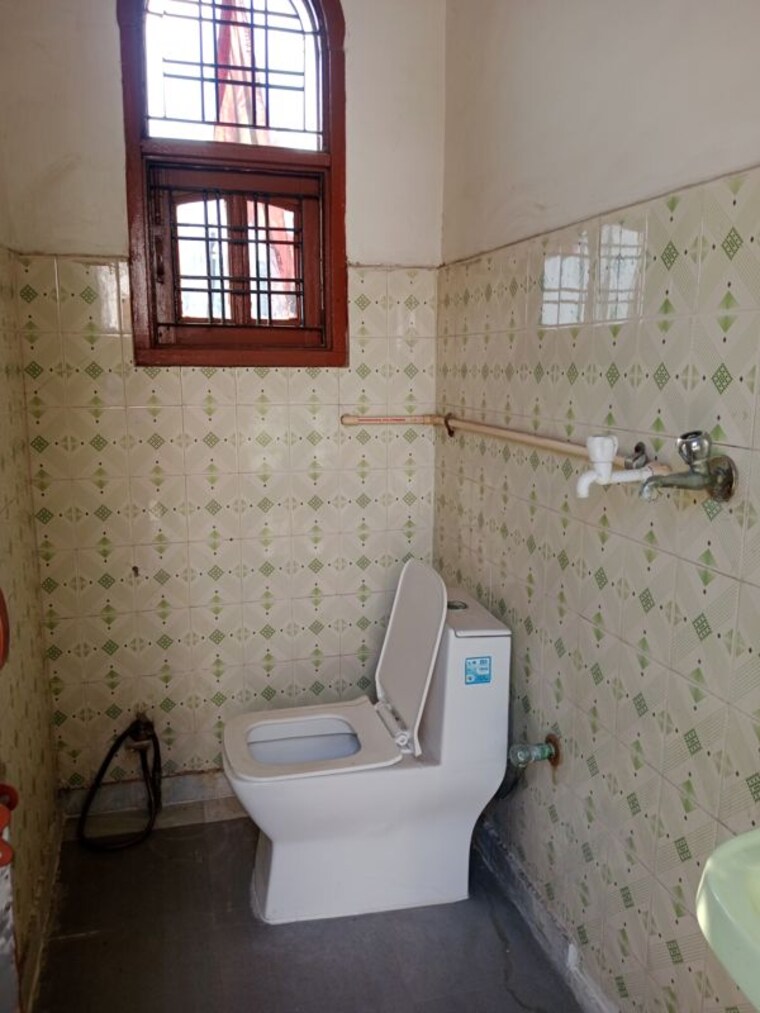 Bathroom, huda 1 Bedroom 257 Sq.Ft. Builder Floor In Huda Panipat 10235756