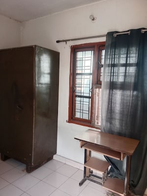 1 BHK Builder Floor For Rent in Huda