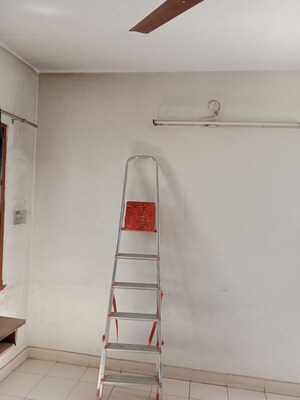 Furnished Amenities in 1 BHK Builder Floor at Huda – for Rent