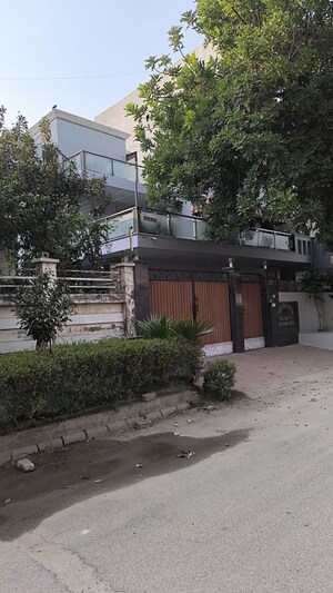 3.5 BHK Builder Floor For Sale in Sector 47