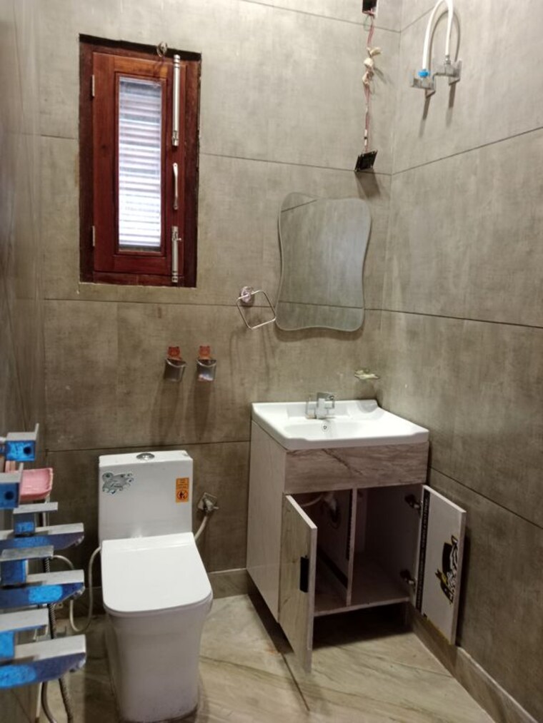 Bathroom, huda 2 Bedroom 1753 Sq.Ft. Builder Floor In Huda Panipat 10235764