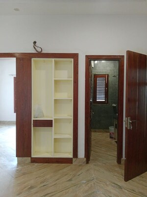 Room in 2 BHK Builder Floor at Huda – for Rent