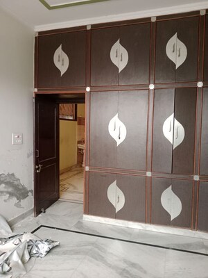Room in 2 BHK Builder Floor at Huda – for Rent