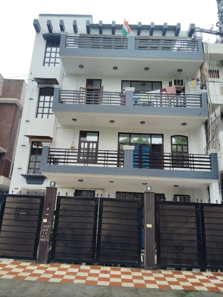 Exterior View, sector 51 Pg For Boys In Sector 51 10235803