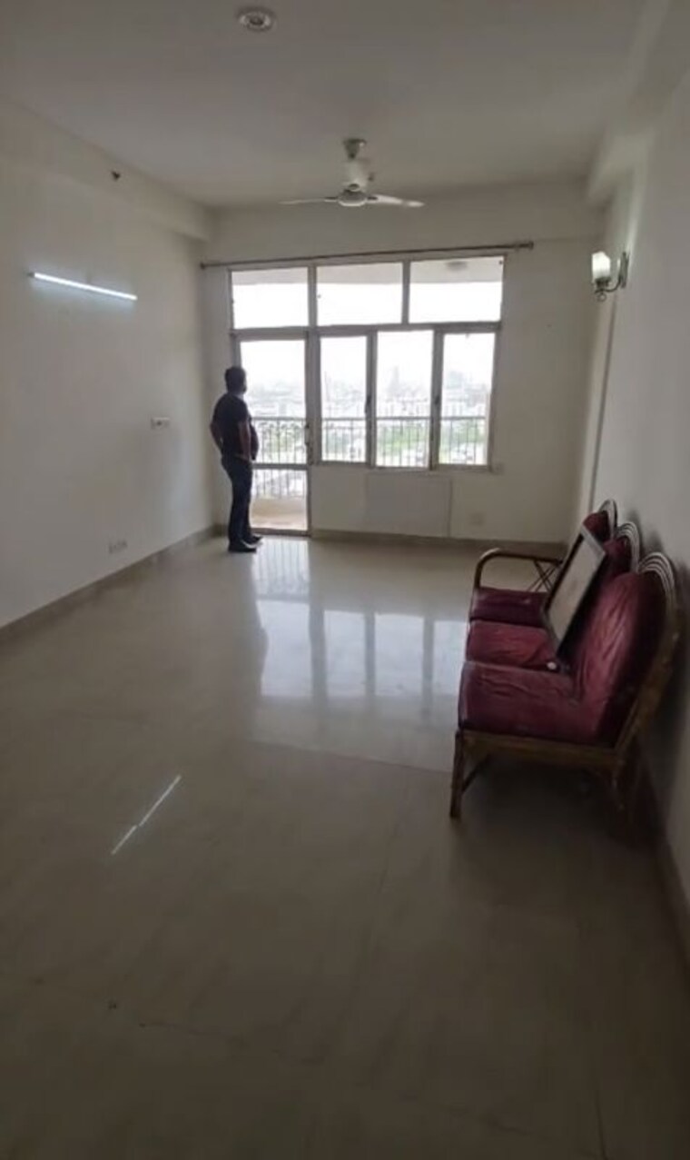 Living Room, eldeco-green-meadows 3 Bedroom 1870 Sq.Ft. Apartment In Pi Greater Noida Greater Noida 10235810