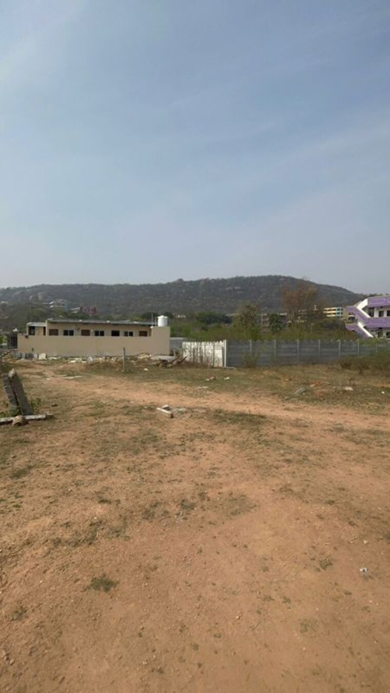 undefined, north-east-county  800 Sq.Yd. Plot In Kondapur Hyderabad 10235824