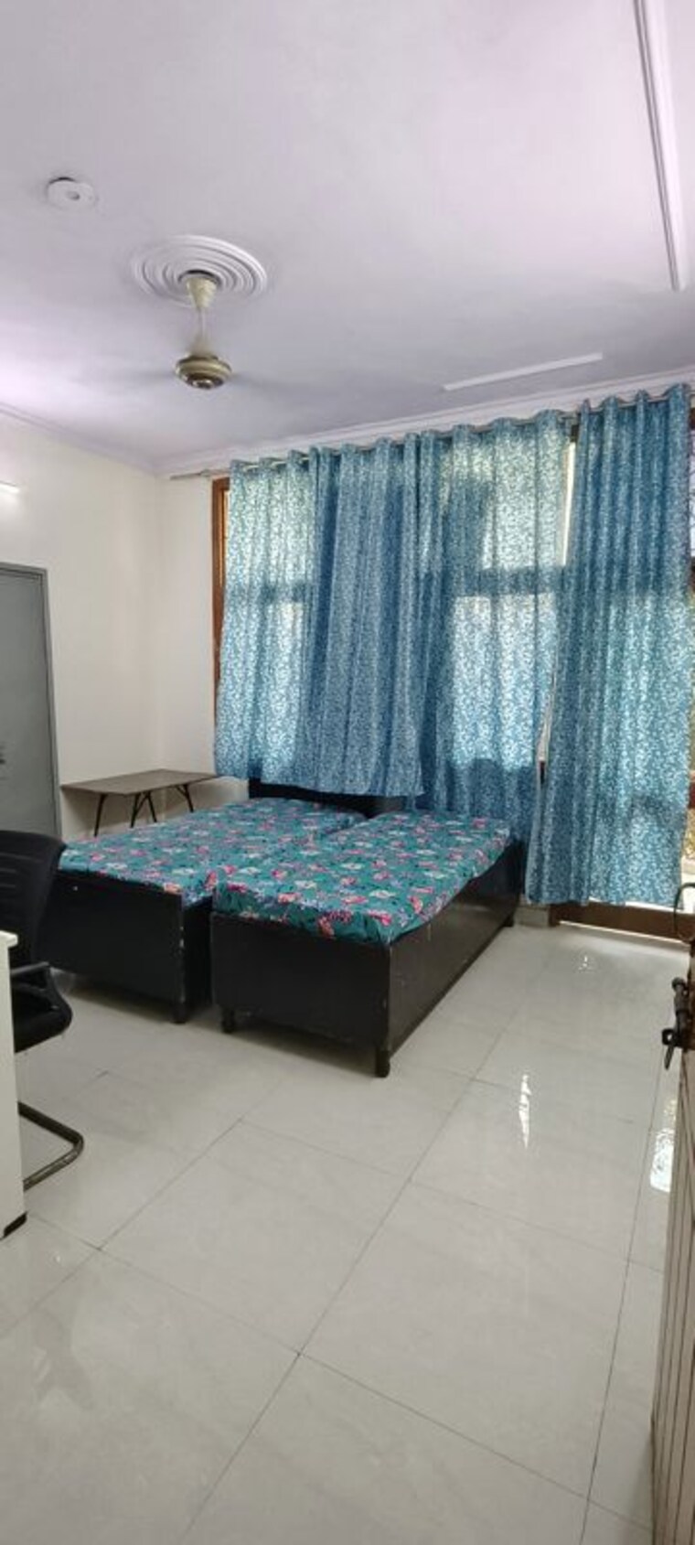 Bedroom, sector 26 Pg For Girls In Sector 26 10235825
