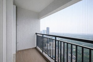 Balcony in 4 BHK Apartment at Seawoods – for Rent