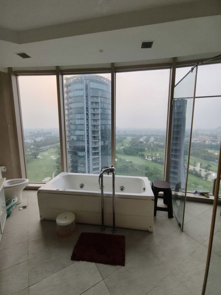 Bathroom, jaypee-green-sun-court-tower-iii 3 Bedroom 3810 Sq.Ft. Apartment In Jaypee Greens Greater Noida 10235848