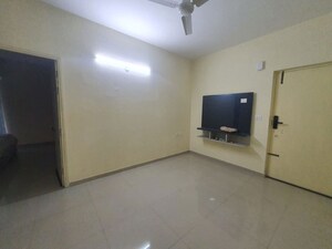 Room in 2 BHK Apartment at Pyramid Fusion Homes, Sector 70a – for Rent