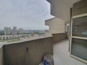 2 BHK Apartment For Rent in Pyramid Fusion Homes, Sector 70a