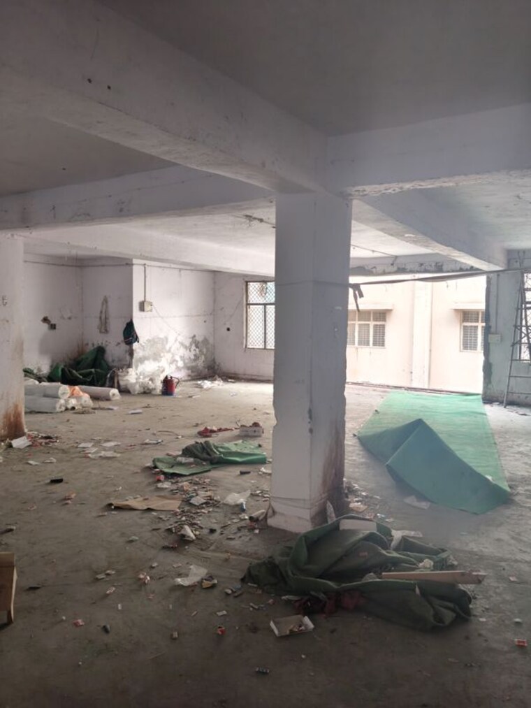  Parking, sector 63 Commercial Warehouse 55000 Sq.Yd. In Sector 63 Noida 10235879