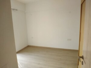 Room in 2.5 BHK Builder Floor at Signature Global City 92, Sector 92 – for Sale