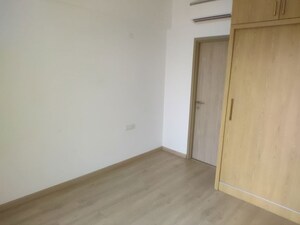 Room in 3.5 BHK Builder Floor at Signature Global City 92, Sector 92 – for Rent