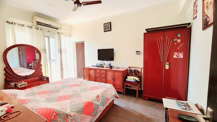 Bedroom, dasnac-the-jewel 4 Bedroom 2700 Sq.Ft. Apartment In Sector 75 Noida 10235933
