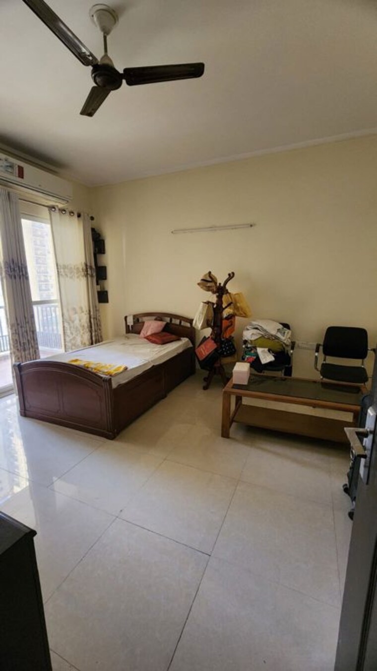 Room, dasnac-the-jewel 4 Bedroom 2700 Sq.Ft. Apartment In Sector 75 Noida 10235933