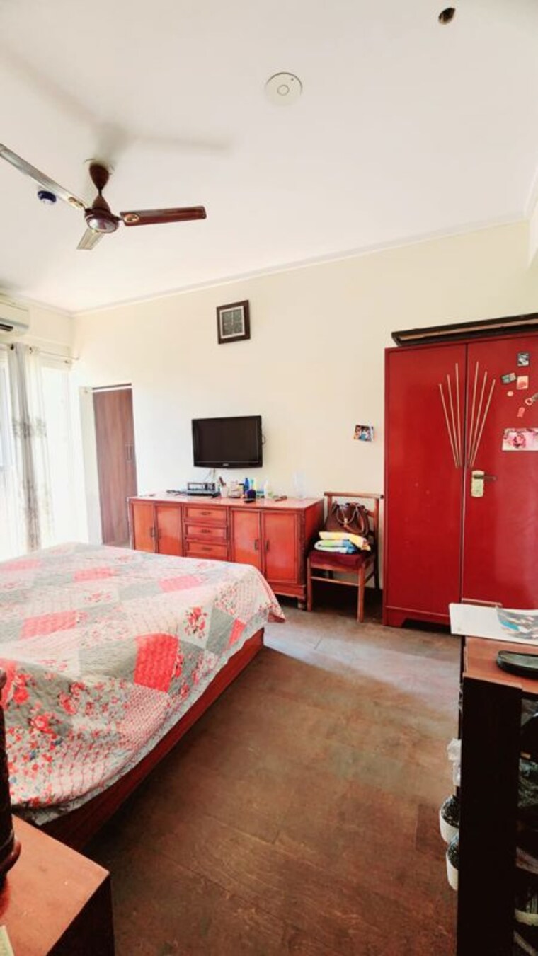 Bedroom, dasnac-the-jewel 4 Bedroom 2700 Sq.Ft. Apartment In Sector 75 Noida 10235933