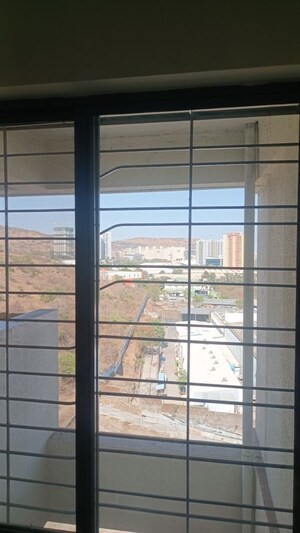 Room in 1 BHK Apartment at Menlo Homes, Hinjewadi – for Rent