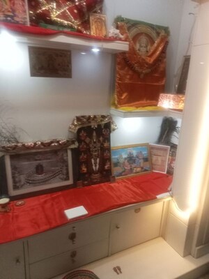 Furnished Amenities in 2 BHK Builder Floor at Gomti Nagar – for Rent